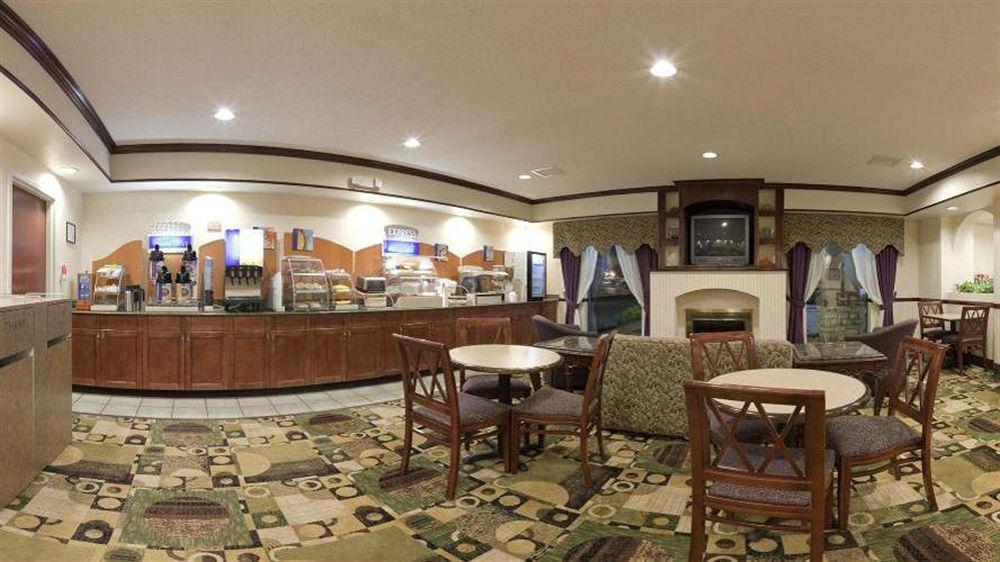 Holiday Inn Express Hotel & Suites Circleville By Ihg Buitenkant foto