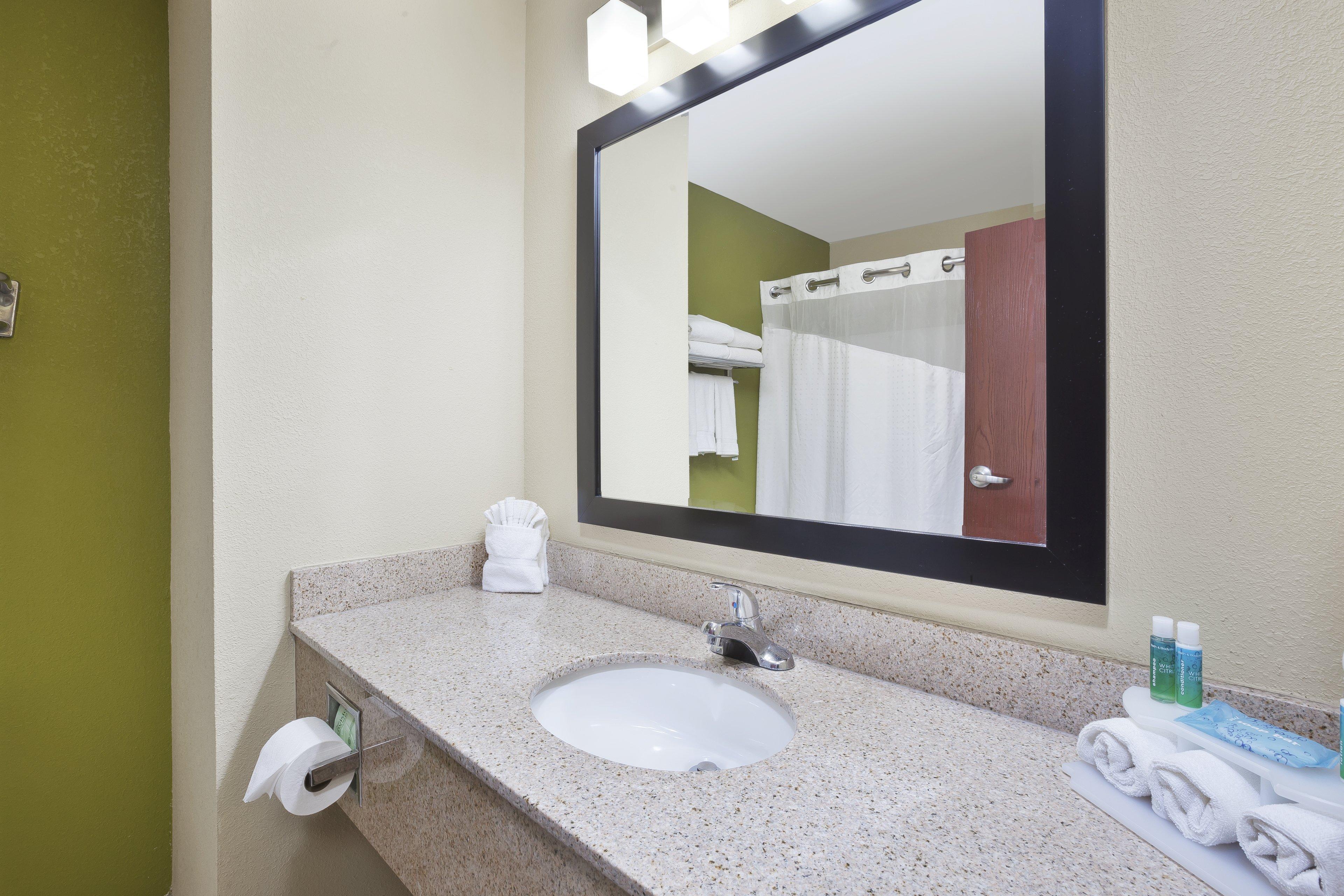 Holiday Inn Express Hotel & Suites Circleville By Ihg Buitenkant foto