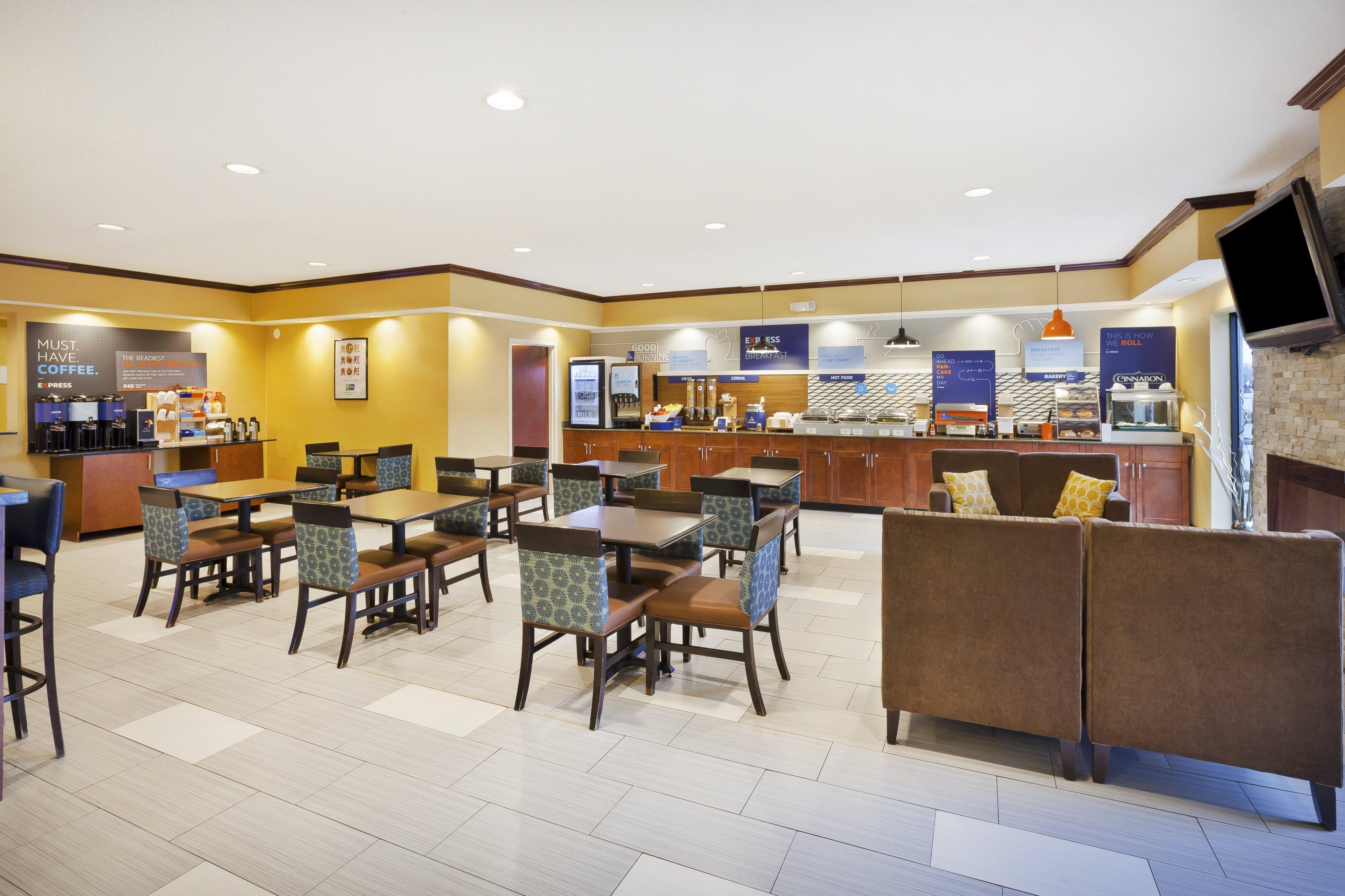 Holiday Inn Express Hotel & Suites Circleville By Ihg Buitenkant foto