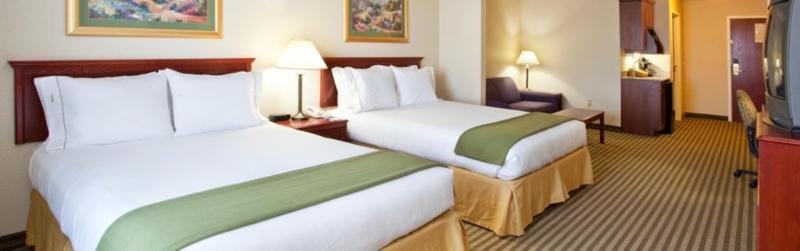 Holiday Inn Express Hotel & Suites Circleville By Ihg Buitenkant foto